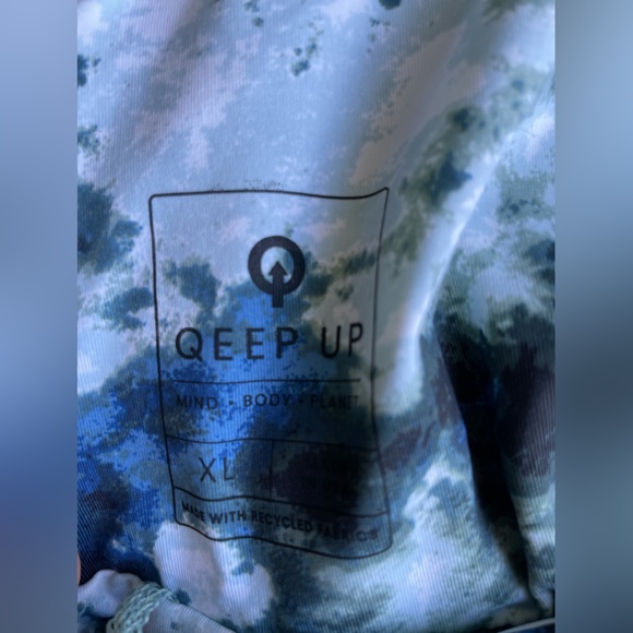 Qeep Up Plunging V Neckline Blue Tie Dye Bralette - Picture 5 of 8